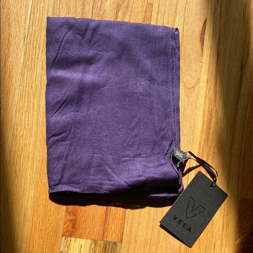 NWT Exclusive Purple Vela Scarf - Picture 7 of 7